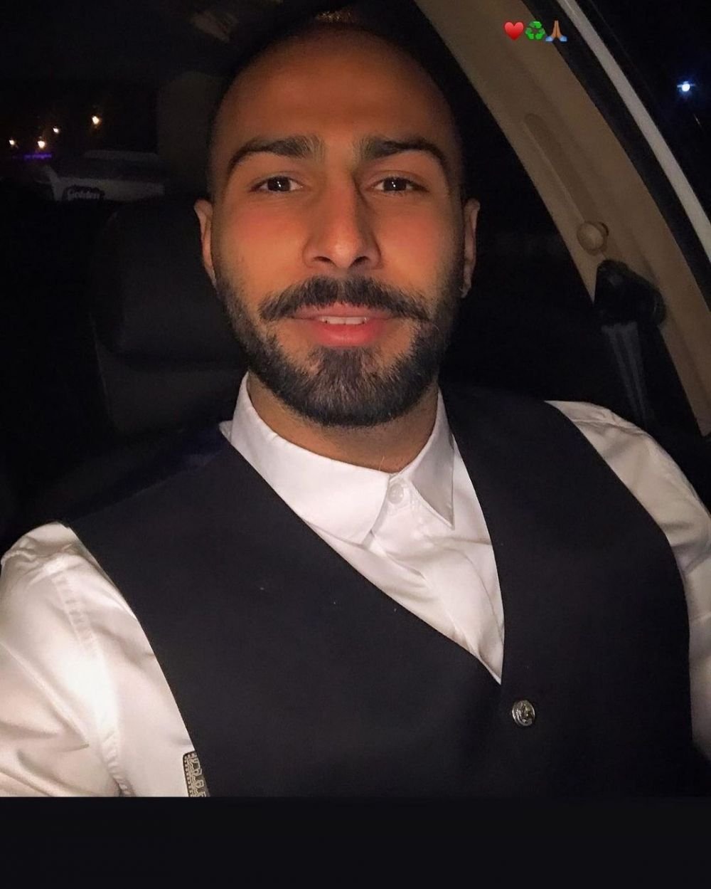 Fotbalistul iranian Amir Nasr-Azadani a fost condamnat la moarte!_2