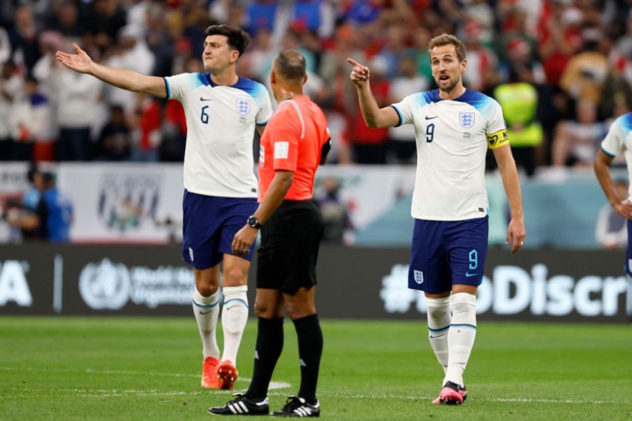 Fanii Angliei s-au răzbunat! Suporterii The Three Lions au modificat pagina de Wikipedia a arbitrului de la meciul cu Franța _2