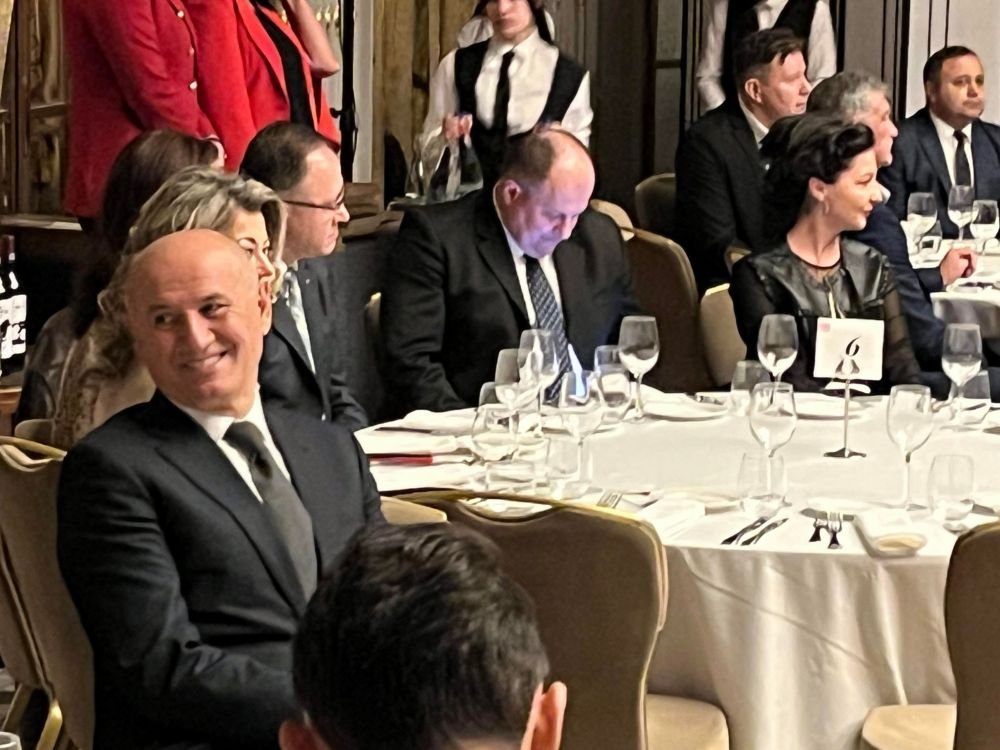 Îl mai recunoști? George Copos, apariție neașteptată printre dinamoviști. Cum arată acum fostul patron al Rapidului_10