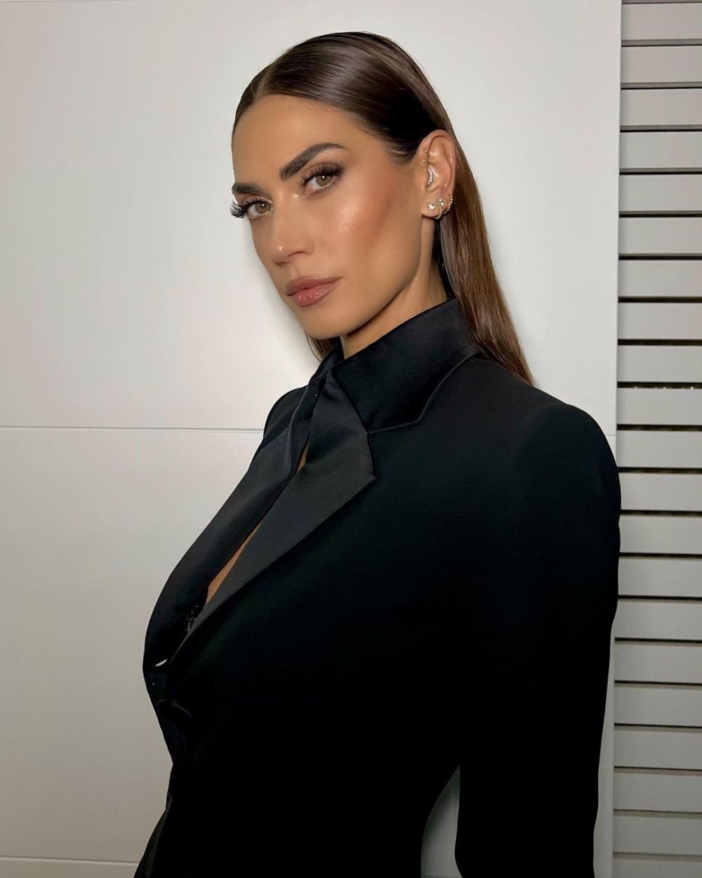 S-a dezbrăcat și a pozat acoperită doar de vopsea pentru a susține Italia la CM din 2010. Cum arată în prezent Melissa Satta, fosta soție a lui Christian Vieri_43