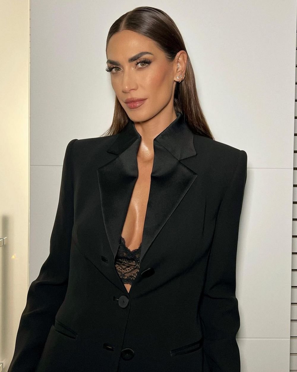 S-a dezbrăcat și a pozat acoperită doar de vopsea pentru a susține Italia la CM din 2010. Cum arată în prezent Melissa Satta, fosta soție a lui Christian Vieri_45
