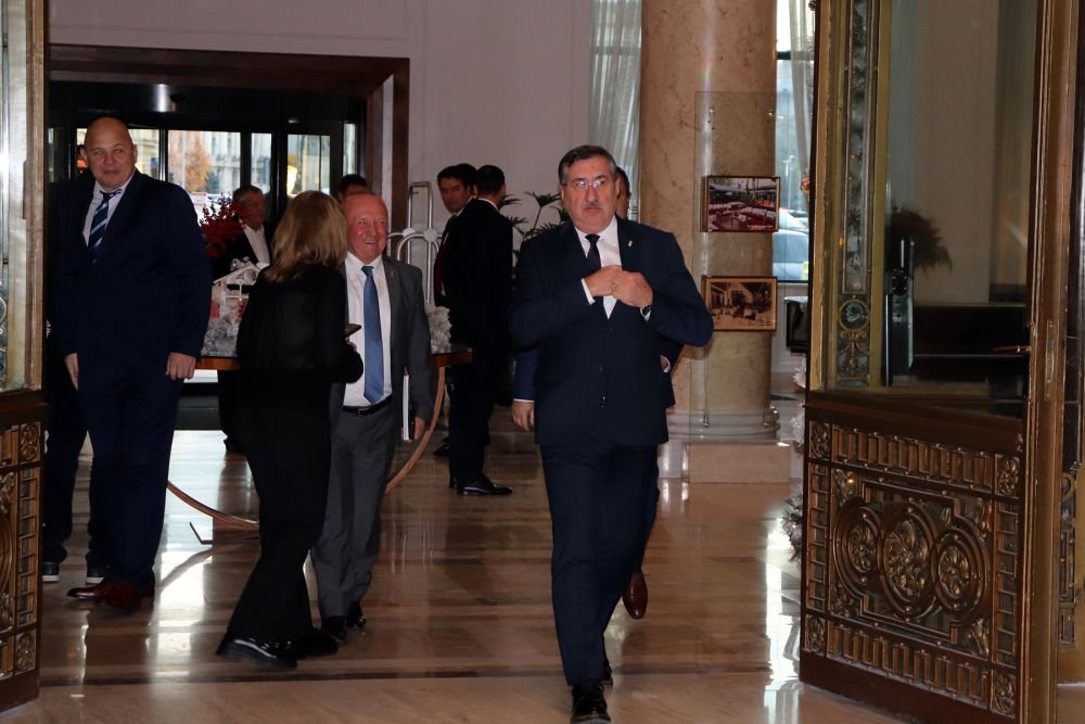 Dinamo și-a desemnat cei mai buni sportivi din 2022. Popovici, canotori și handbaliști, printre laureați_19