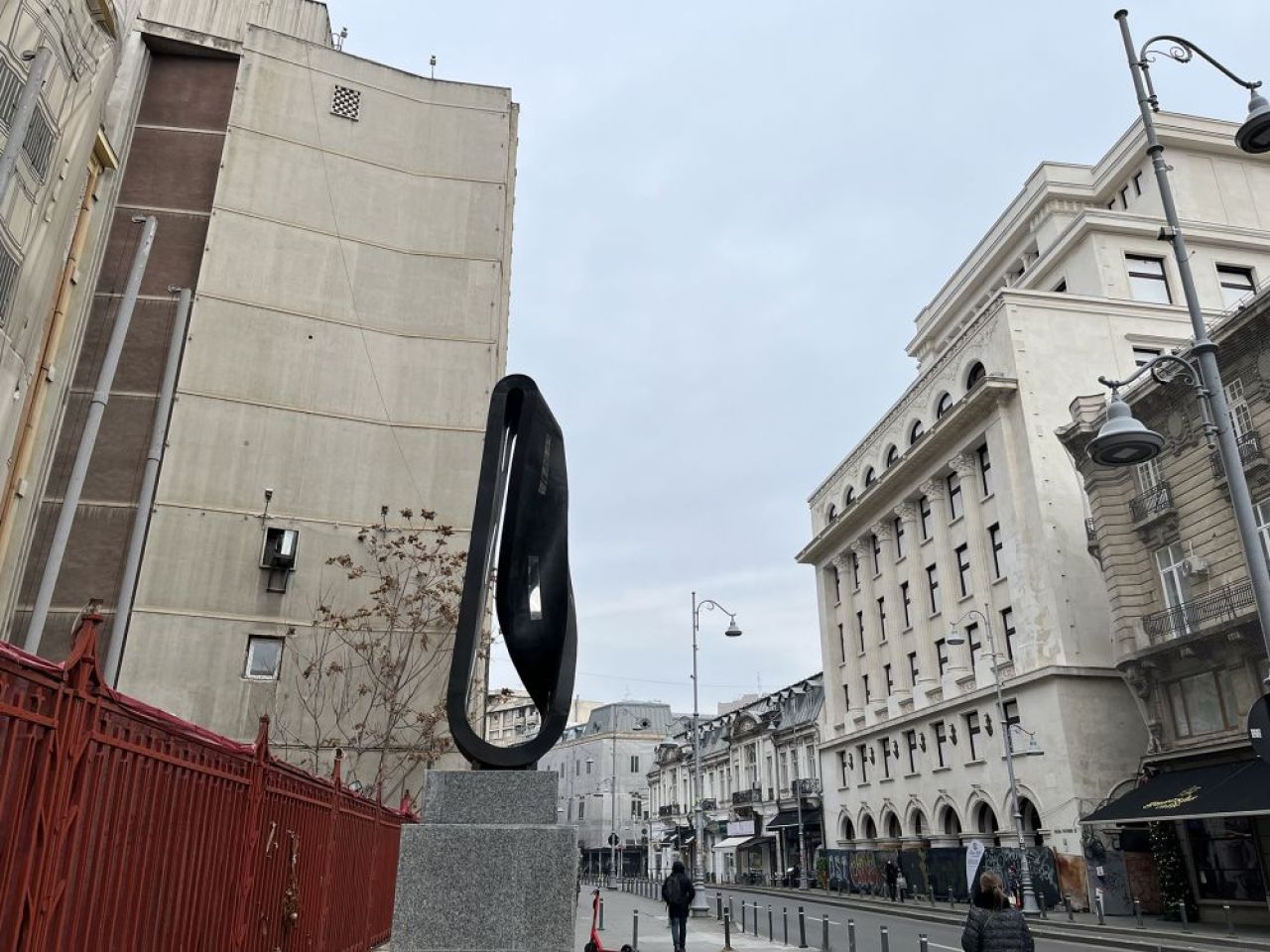 Acesta este monumentul din București despre care turiștii străini cred că e dedicat Mondialului din Qatar_6
