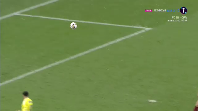 Intervenția etapei! Horațiu Moldovan, paradă spectaculoasă în Rapid - Petrolul 3-1_21