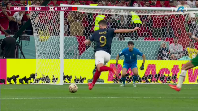 Nicio șansă nu le dă Olivier! Giroud, foarte aproape să speculeze o eroare din defensiva marocanilor_43