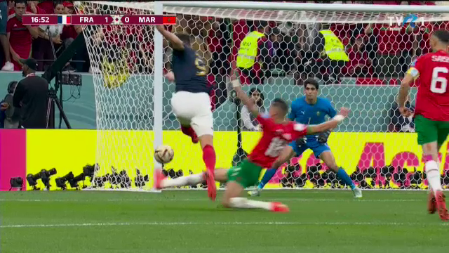 Nicio șansă nu le dă Olivier! Giroud, foarte aproape să speculeze o eroare din defensiva marocanilor_48