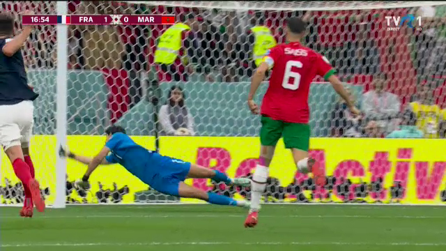 Nicio șansă nu le dă Olivier! Giroud, foarte aproape să speculeze o eroare din defensiva marocanilor_55