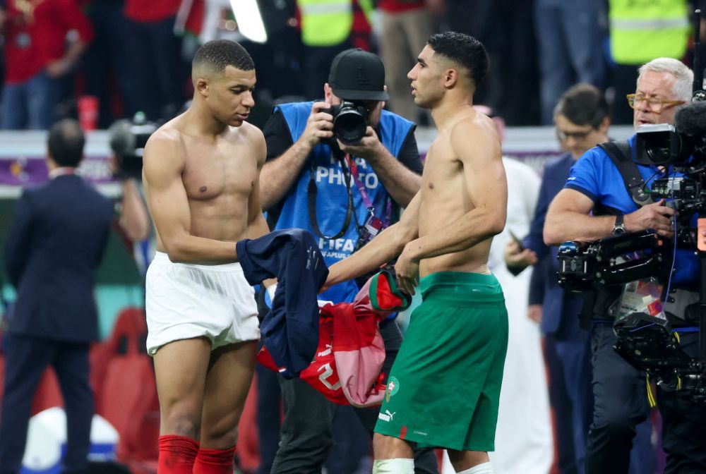 „Ați făcut istorie!” Mesajul emoționant al lui Kylian Mbappe pentru Achraf Hakimi după ce Franța a trecut de Maroc _3