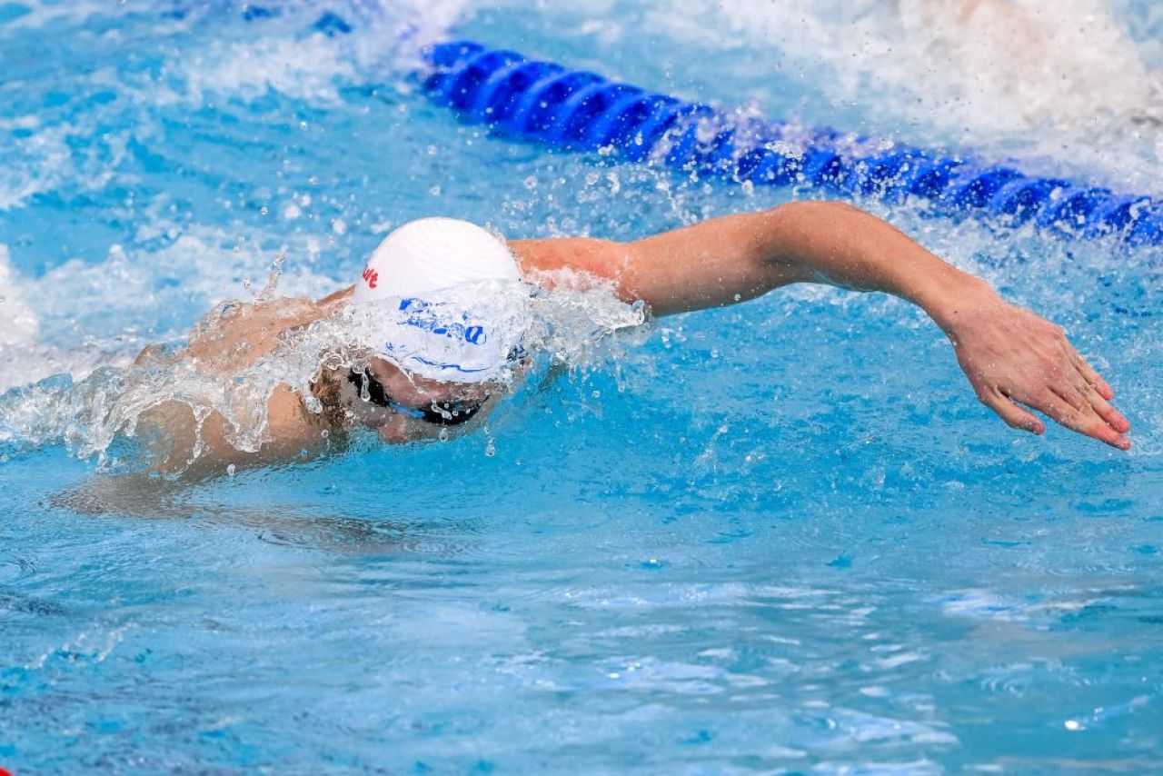 David Popovici, la 7 sutimi de medalie în finala CM de la 100 metri liber! Fără șansă în fața marelui rival, campionul nostru a bifat însă un nou record mondial_2