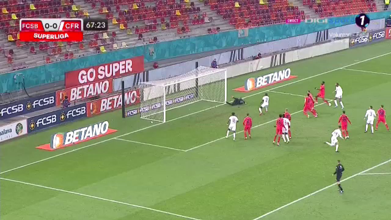 Andrei Vlad, intervenție spectaculoasă în FCSB - CFR Cluj! Cum și-a ”salvat” echipa de la un gol ca și făcut_6