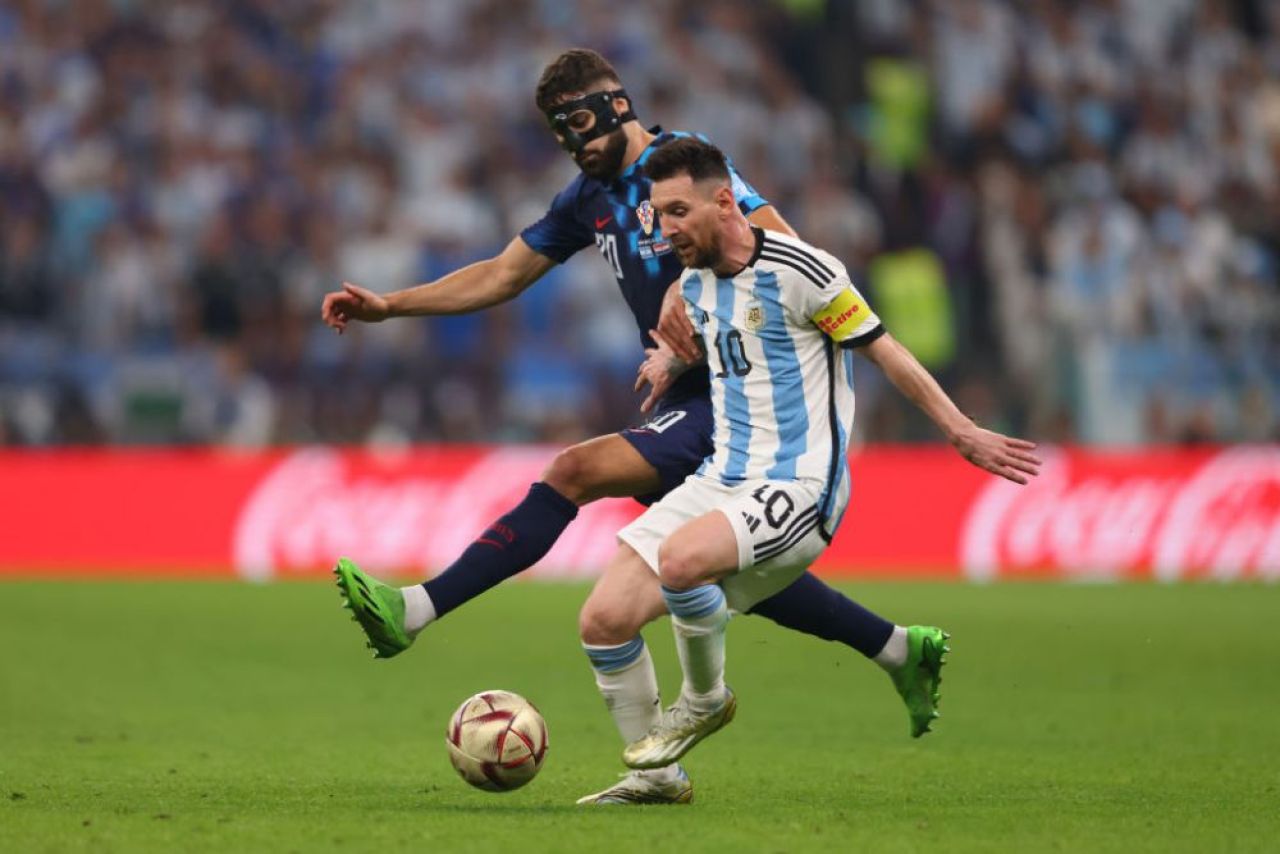Josko Gvardiol, jucătorul pe care Leo Messi l-a 'umilit' în semifinala cu Croația, a vorbit după faza care a făcut înconjurul lumii! Ce a spus despre argentinian _4