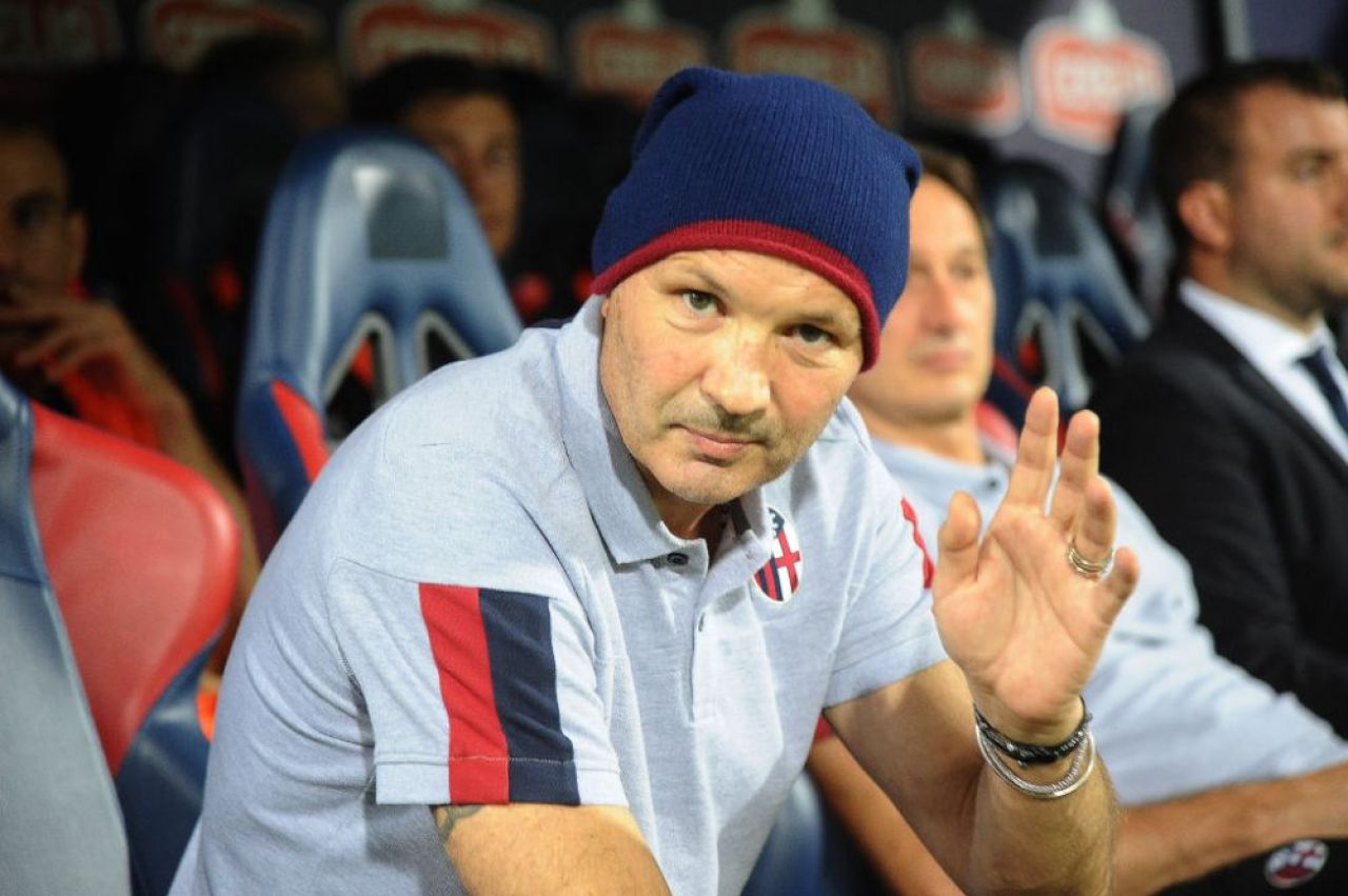 „Un fenomen! Cele mai tari lovituri libere pe care le-am văzut vreodată!” Moartea lui Sinisa Mihajlovic a îndoliat fotbalul _1