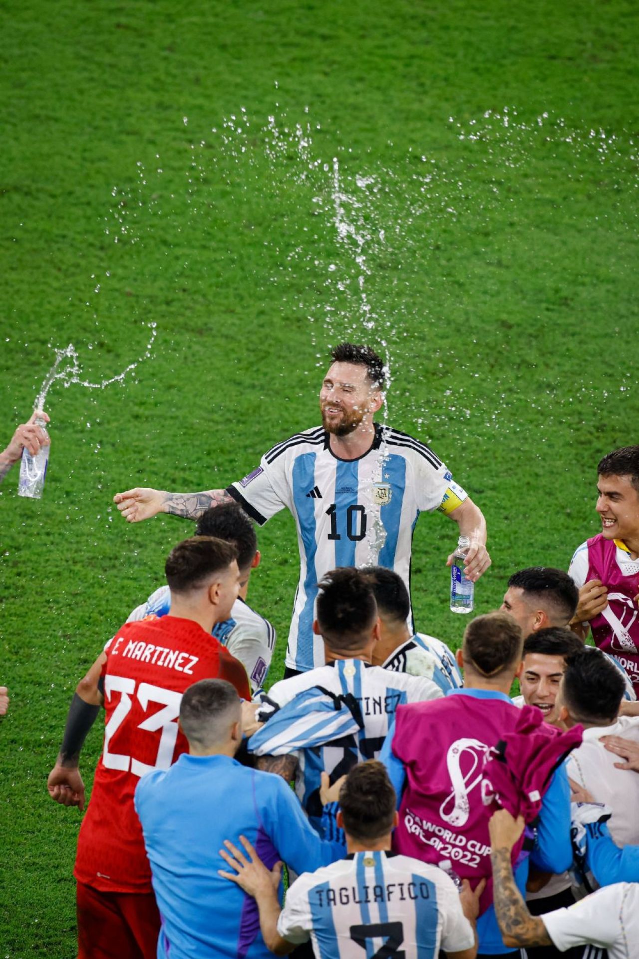 Fotbalistul din naționala Argentinei care îi poate îndeplini tatălui său marele vis.