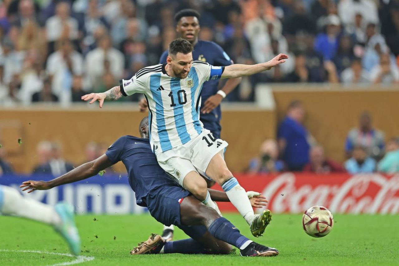 Reacție de senzație a unei publicații argentiniene: „Argentina, campioană mondială!