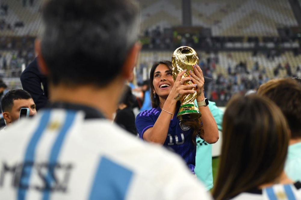 Lionel Messi s-a bucurat alături de familie pentru câștigarea titlului mondial. Imagini de senzație, direct de pe gazon_17