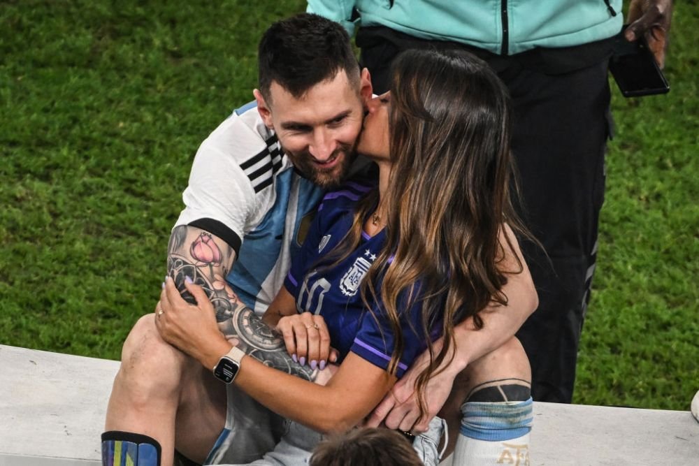 Lionel Messi s-a bucurat alături de familie pentru câștigarea titlului mondial. Imagini de senzație, direct de pe gazon_24