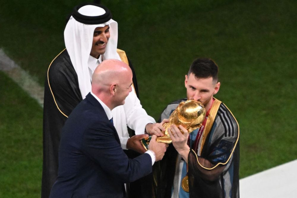 Qatarul, apărat după gestul controversat cu Leo Messi: 