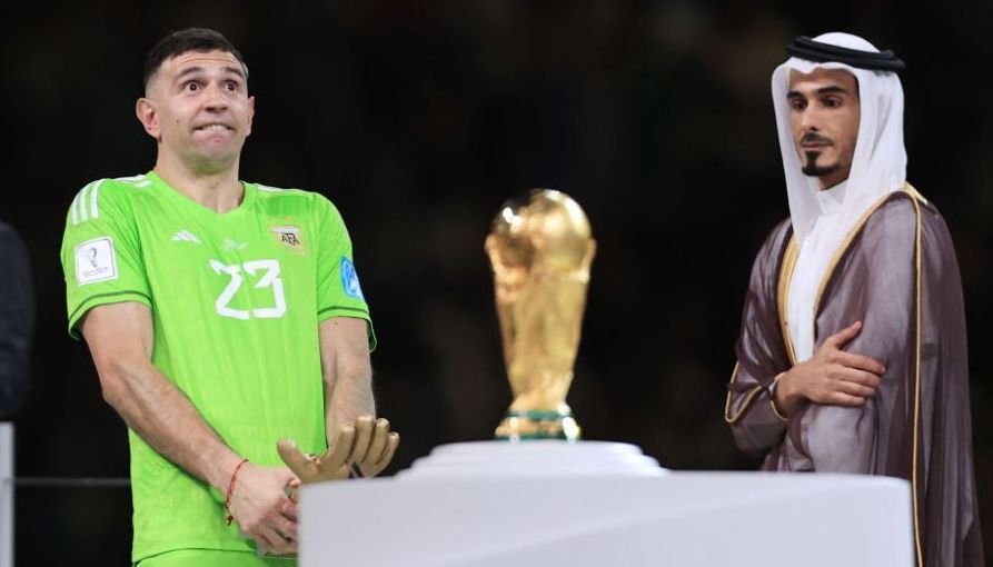 Emiliano Martinez și-a explicat gestul grosolan din finala Campionatului Mondial: „Astea nu merg cu mine!” _7