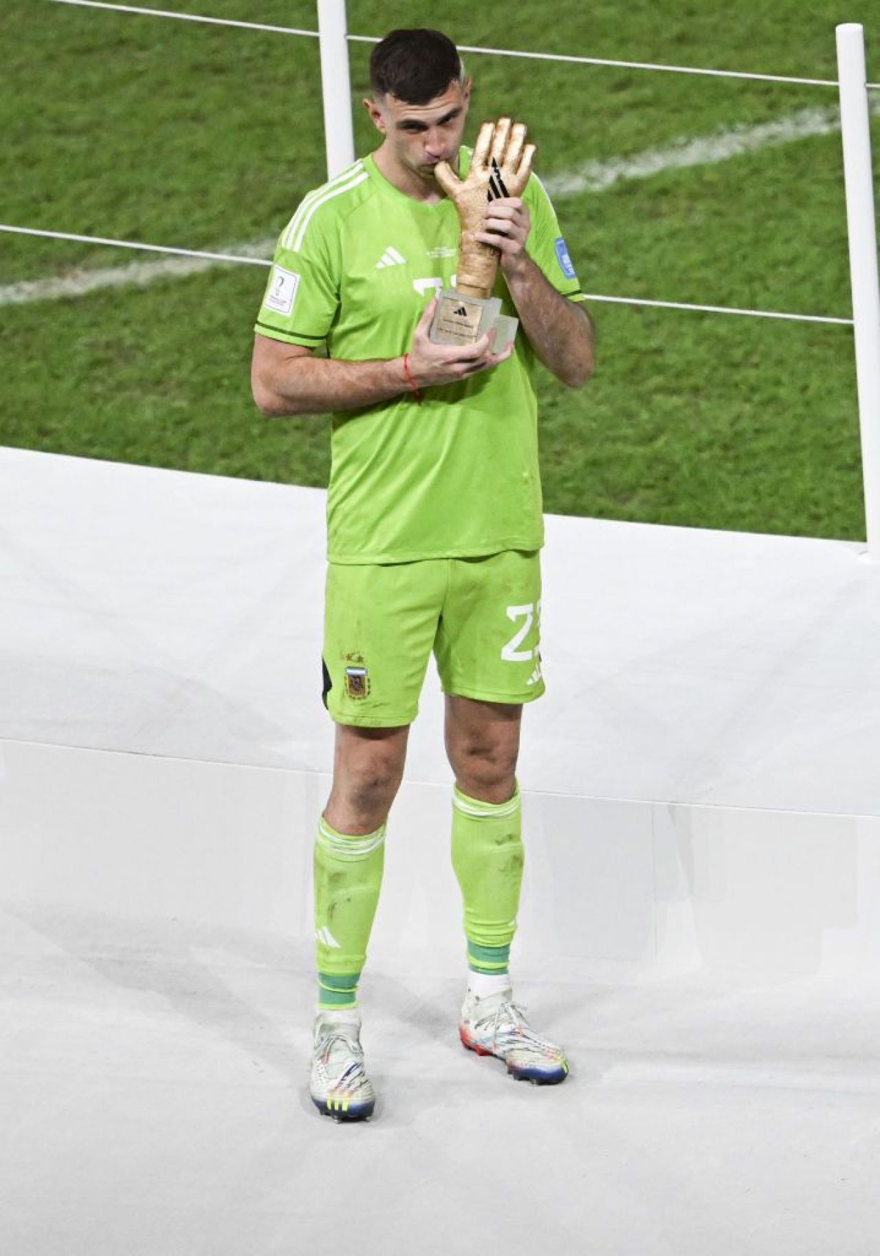Ciprian Marica, savuros când a trebuit să le explice copiilor gestul lui Emiliano Martinez din finala Campionatului Mondial _1