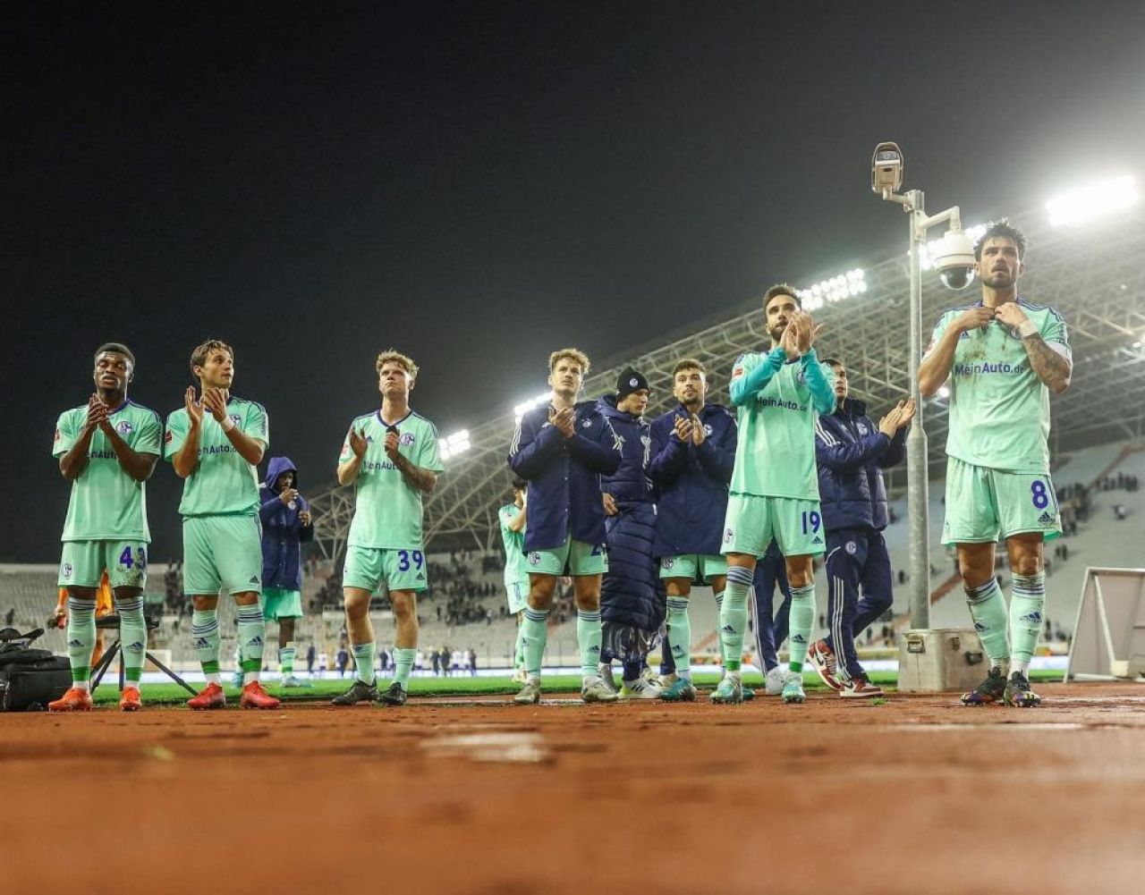 Românul Andi Ivan a debutat la prima echipă a lui Schalke 04: ”Mă bucur de fiecare secundă pe care o joc aici!”_2