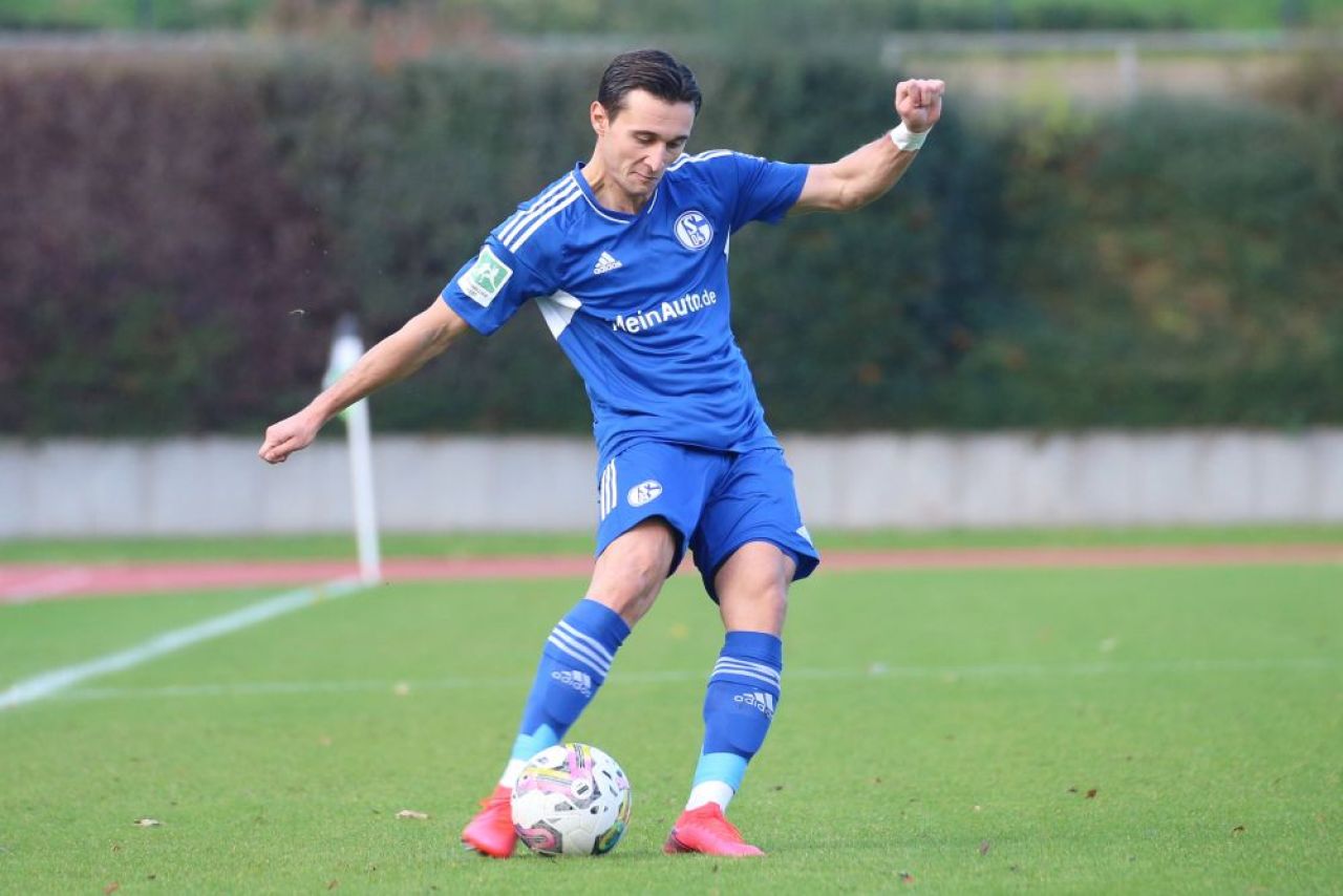 Românul Andi Ivan a debutat la prima echipă a lui Schalke 04: ”Mă bucur de fiecare secundă pe care o joc aici!”_9