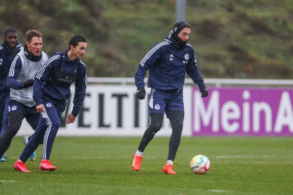 Românul Andi Ivan a debutat la prima echipă a lui Schalke 04: ”Mă bucur de fiecare secundă pe care o joc aici!”_16