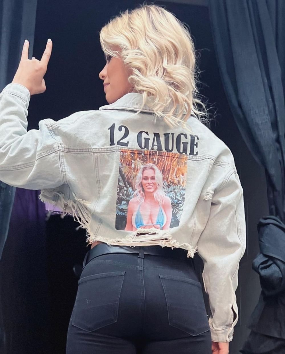 Fosta vedetă UFC, Paige VanZant, și-a tachinat urmăritorii pe rețelele social media: „Sunt singură acum?” Cum arată modelul în costum de baie_5