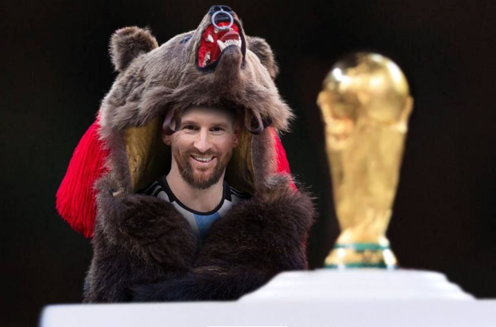 Val de glume după ce Messi a &icirc;mbrăcat mantia emirului la decernarea trofeului Cupei Mondiale! Cum l-ar fi &icirc;mbrăcat rom&acirc;nii