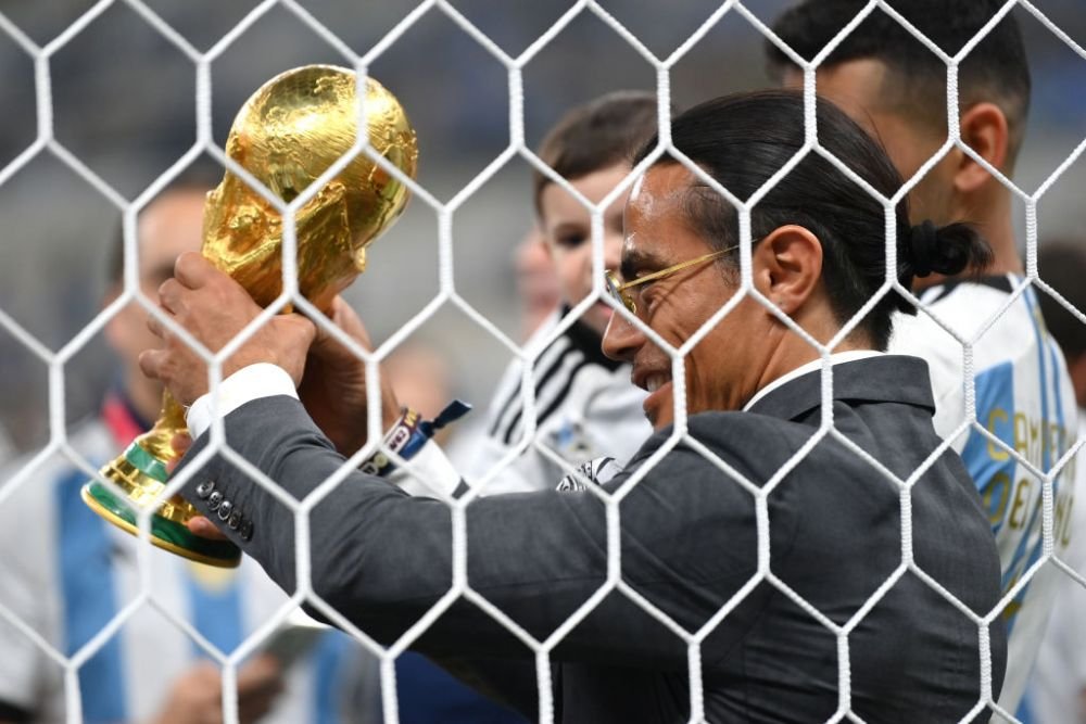 Apariția neașteptată de la petrecerea Argentinei a stârnit controverse: ”Mi-ar plăcea să aud explicația FIFA”_24