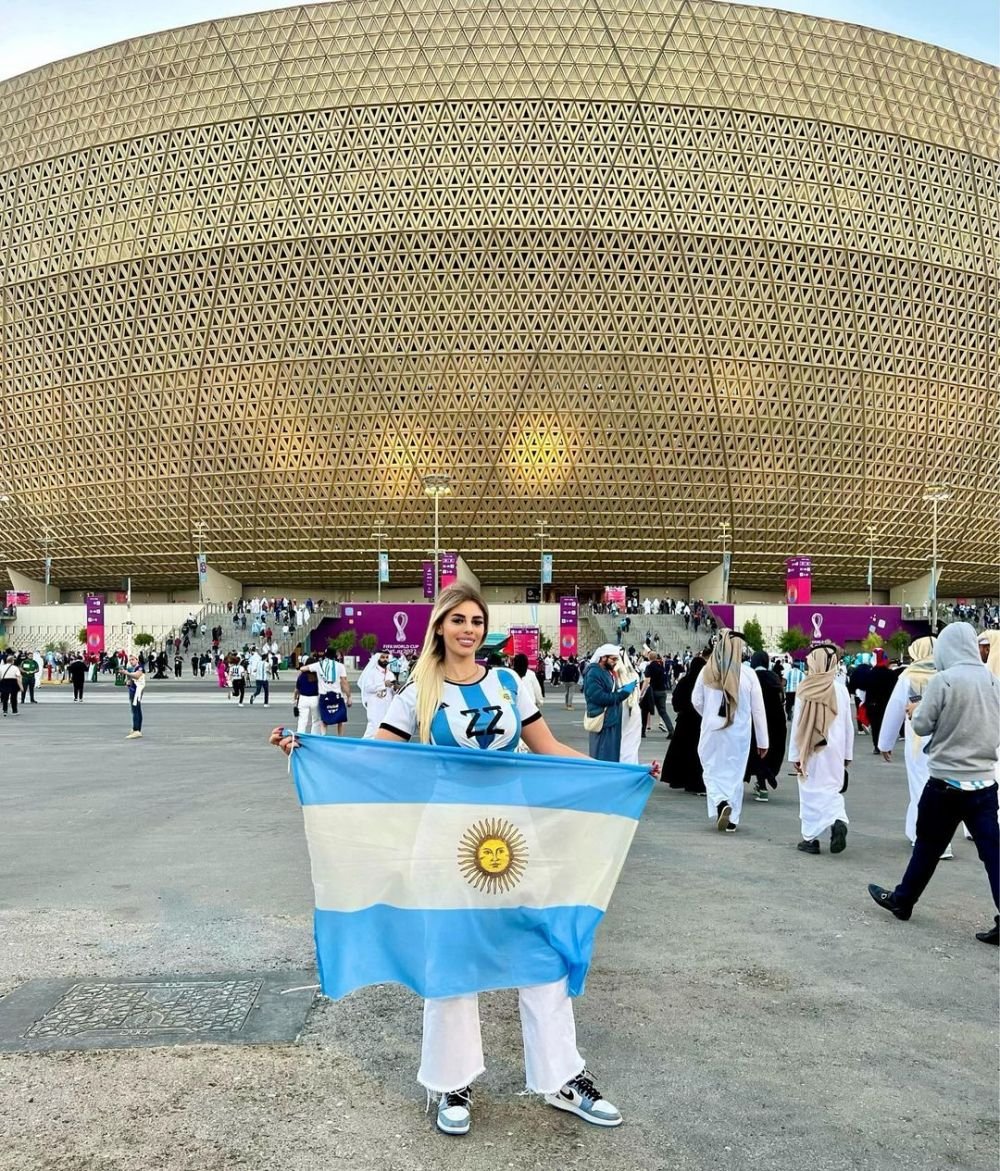 Ce s-a întâmplat cu cele două tinere care s-au dezbrăcat la finala Cupei Mondiale. Anunțul făcut de susținătoarele Argentinei_45