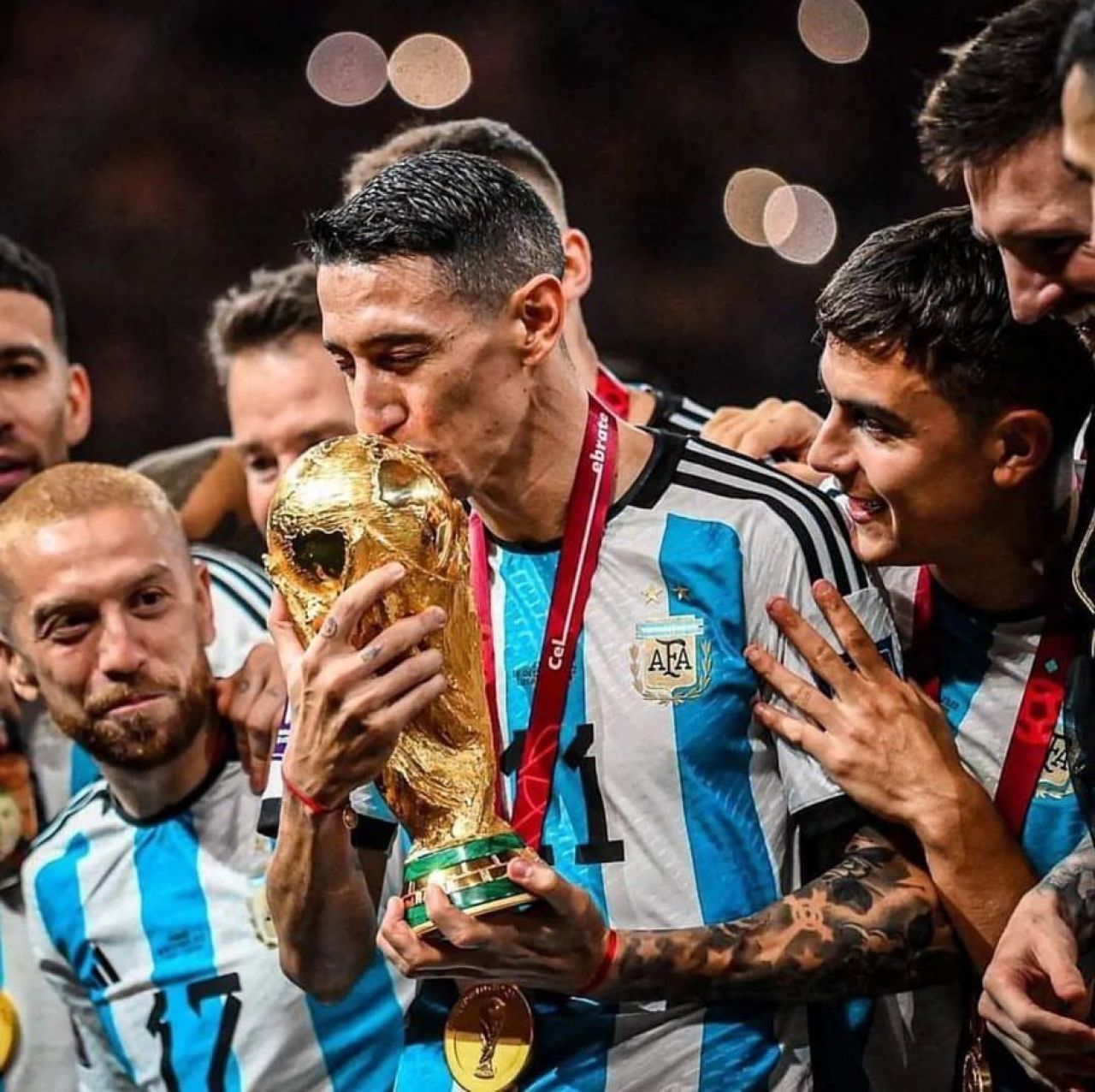 A prevăzut că va înscrie în finala Mondialului și i-a spus soției! Au apărut mesajele trimise de campionul mondial după meciul cu Franța _1