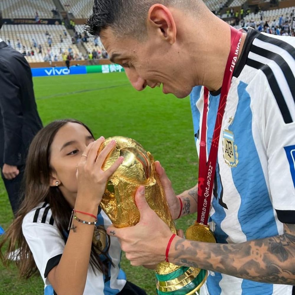 A prevăzut că va înscrie în finala Mondialului și i-a spus soției! Au apărut mesajele trimise de campionul mondial după meciul cu Franța _3