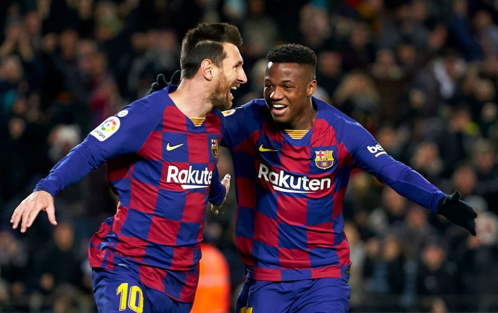 „A făcut pentru mine ce a făcut Ronaldinho pentru el!” Declarații emoționante ale jucătorului Barcelonei despre Leo Messi: „Nu voi uita niciodată asta!”_3