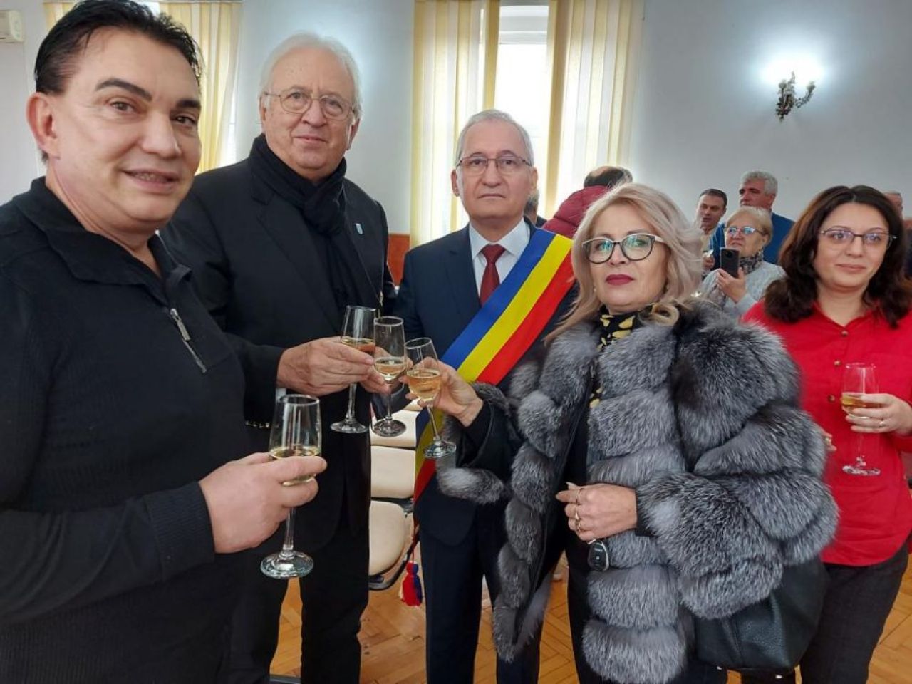 Marcel Popescu, declarat Cetățean de Onoare al Corabiei! Cum a reacționat președintele Universității Craiova_4
