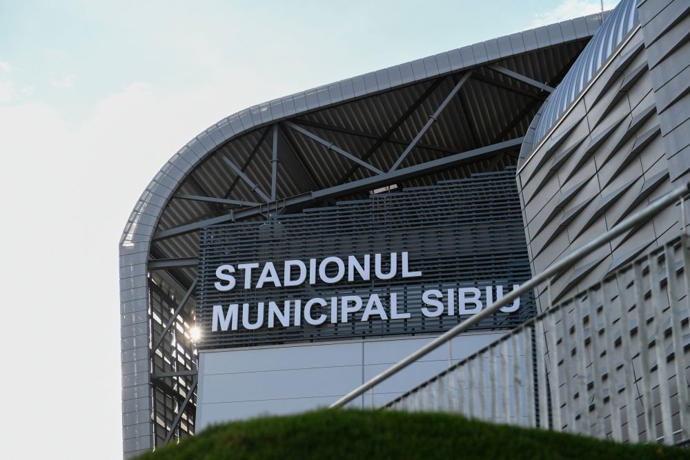 Cum arată clasamentul din Superligă, după depunctarea lui Hermannstadt. Echipa care a urcat pe loc de play-off_5