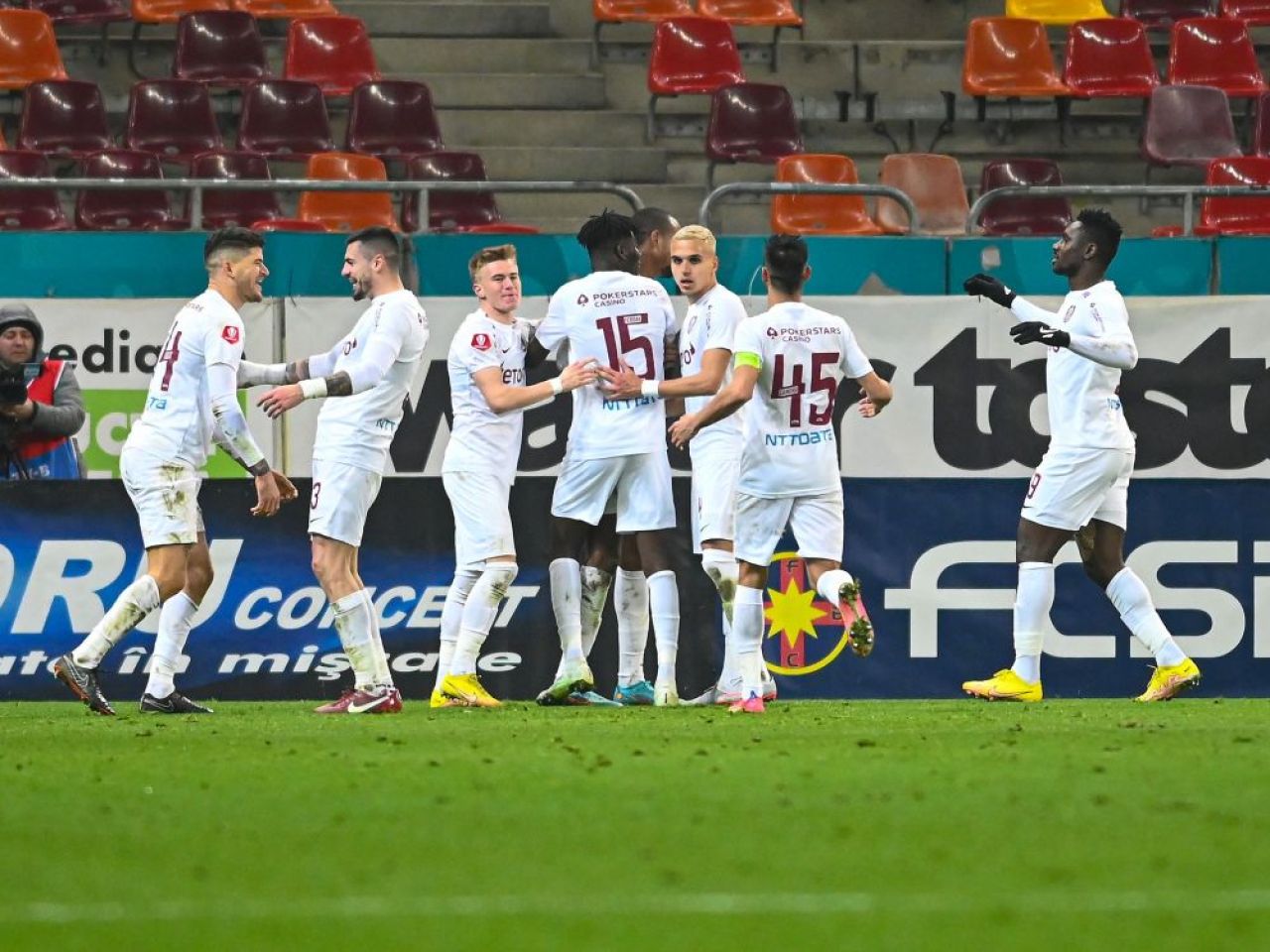RETROSPECTIVĂ | Cele mai bune 10 performanțe pentru sportul românesc în 2022. Anul în care Popovici a devenit un star mondial_10