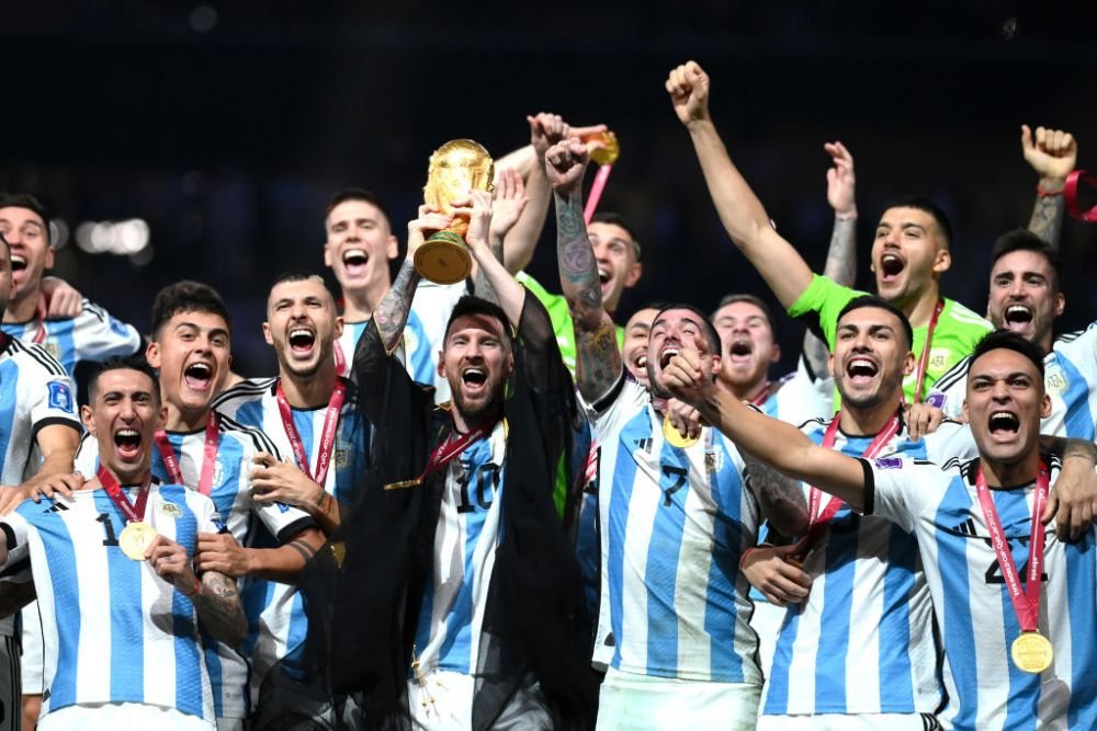 Suma colosală pe care un parlamentar i-o oferă lui Lionel Messi pentru mantia de la CM 2022_10
