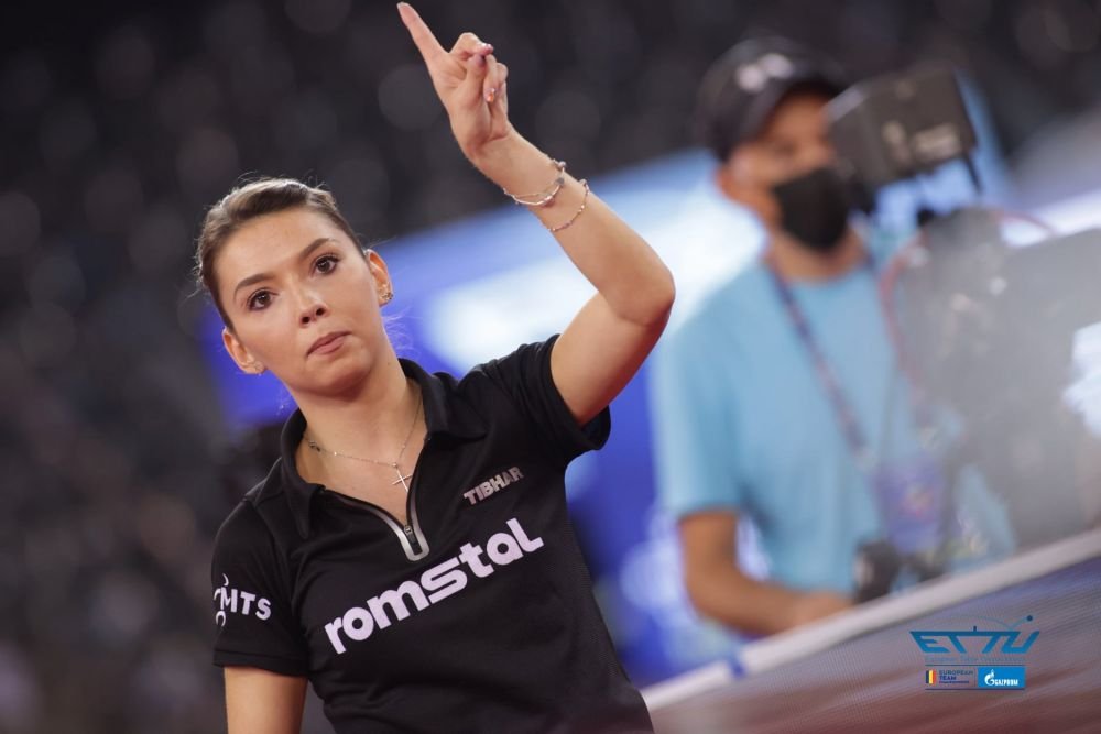 Bernadette Szocs, apariție unică la Gala FRTM. Ce a spus jucătoarea despre ținuta sa vestimentară_35