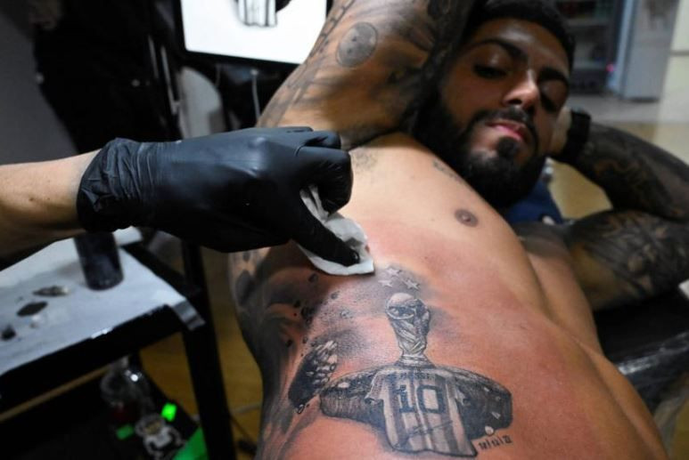 Messi, la modă în toată Argentina! Tatuajul cu starul argentinian care face furori printre suporteri_3