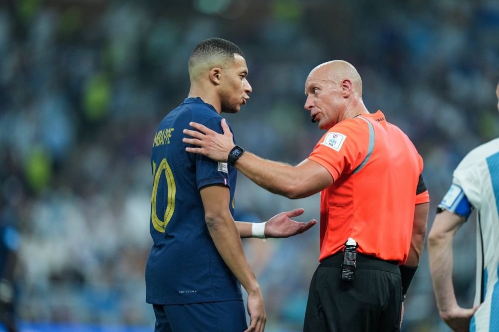 Pierluigi Collina a intrat în vestiar după finala Argentina - Franța și a spus: 