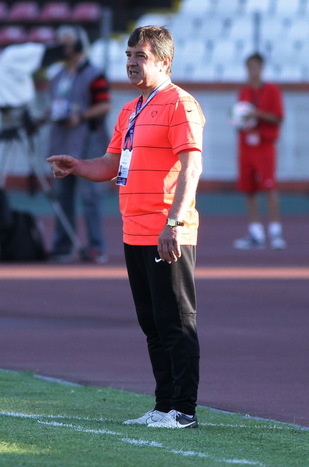 Reacția Nataliei Mateuț, după ce s-a scris că tatălui său i-ar putea fi amputat un picior_2