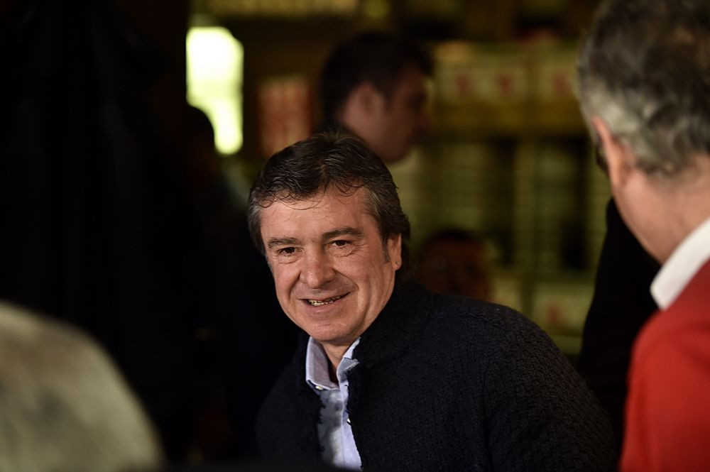 Reacția Nataliei Mateuț, după ce s-a scris că tatălui său i-ar putea fi amputat un picior_3