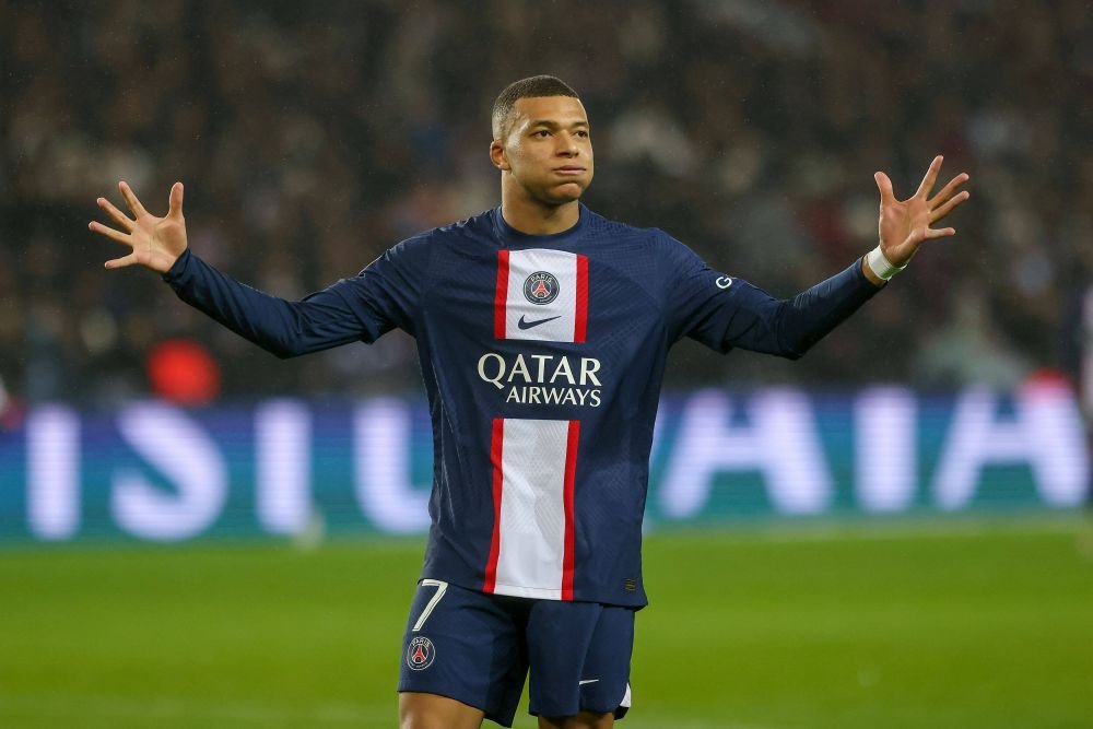 Premieră pentru Mbappe! Cum a fost primit de fanii lui PSG după finala pierdută de Franța la Mondial_4