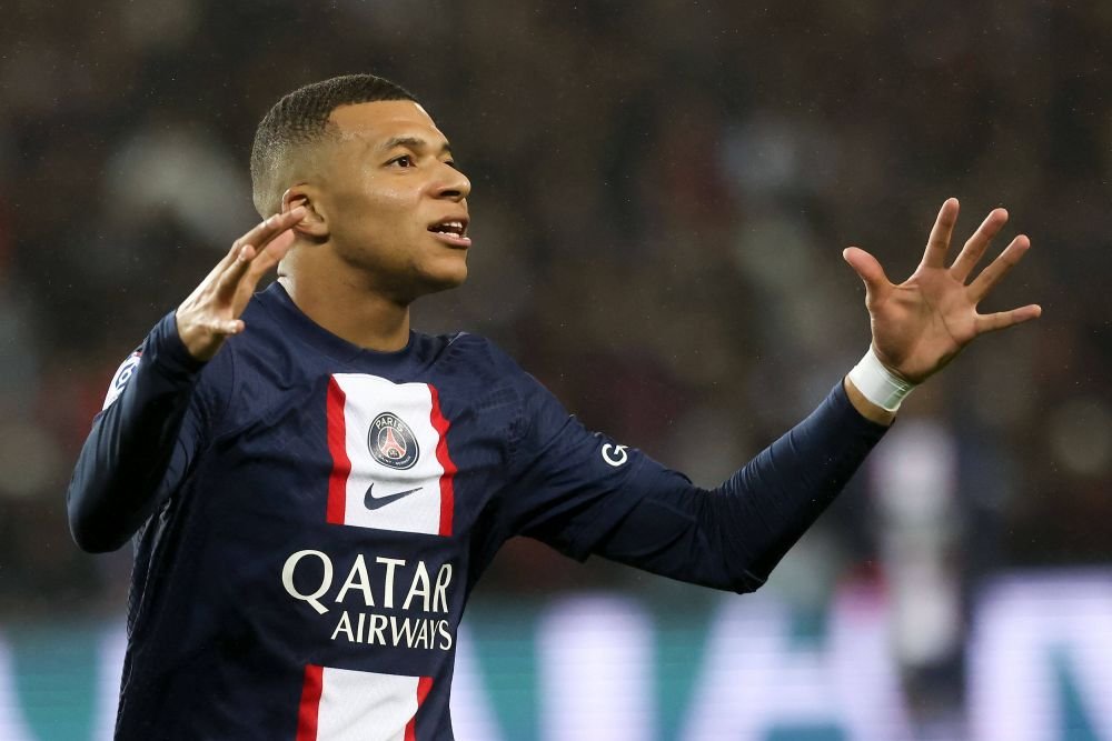 Premieră pentru Mbappe! Cum a fost primit de fanii lui PSG după finala pierdută de Franța la Mondial_6