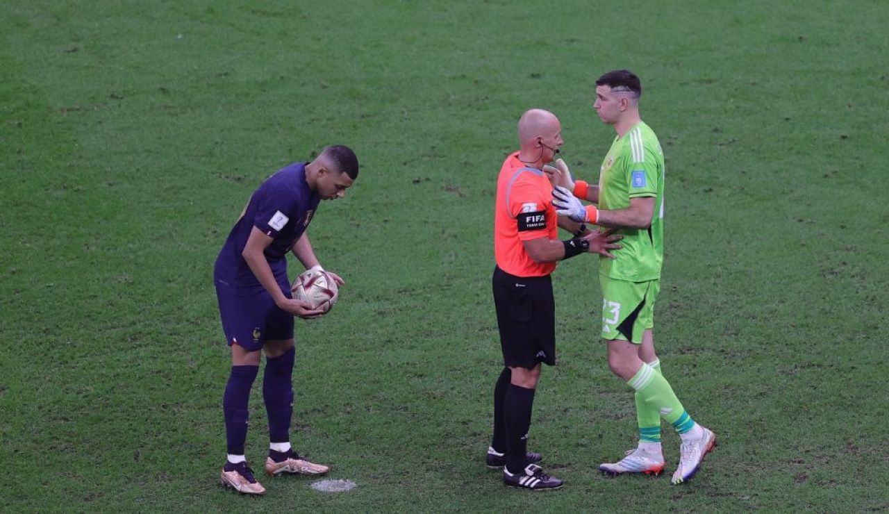 A venit replica lui Kylian Mbappe pentru Emiliano Martinez, după ce a fost ironizat constant la Cupa Mondială_2
