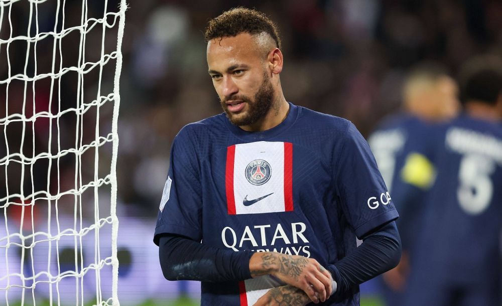 Antrenorul lui PSG atacă arbitrajul după ce Neymar a fost eliminat pentru simulare: