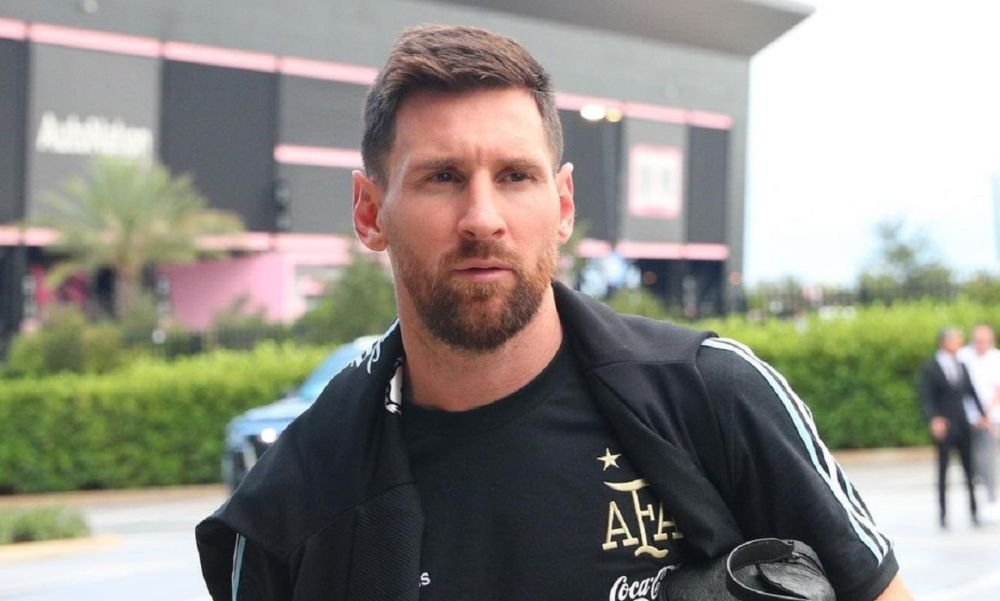 Ce făcea Lionel Messi &icirc;n timp ce PSG se chinuia cu Strasbourg &icirc;n campionat