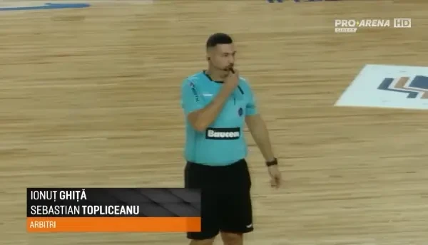 Gloria Bistrița - Rapid (&icirc;nceputul meciului)