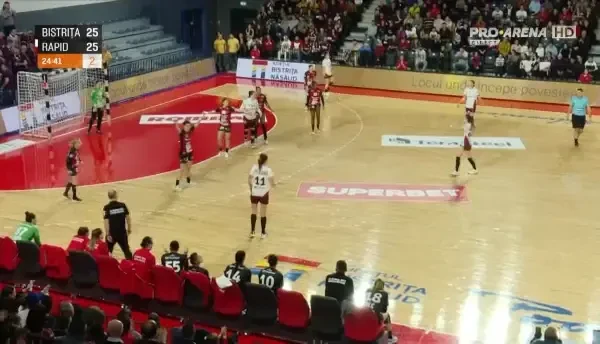 Bistrița - Rapid (finalul reprizei secunde)