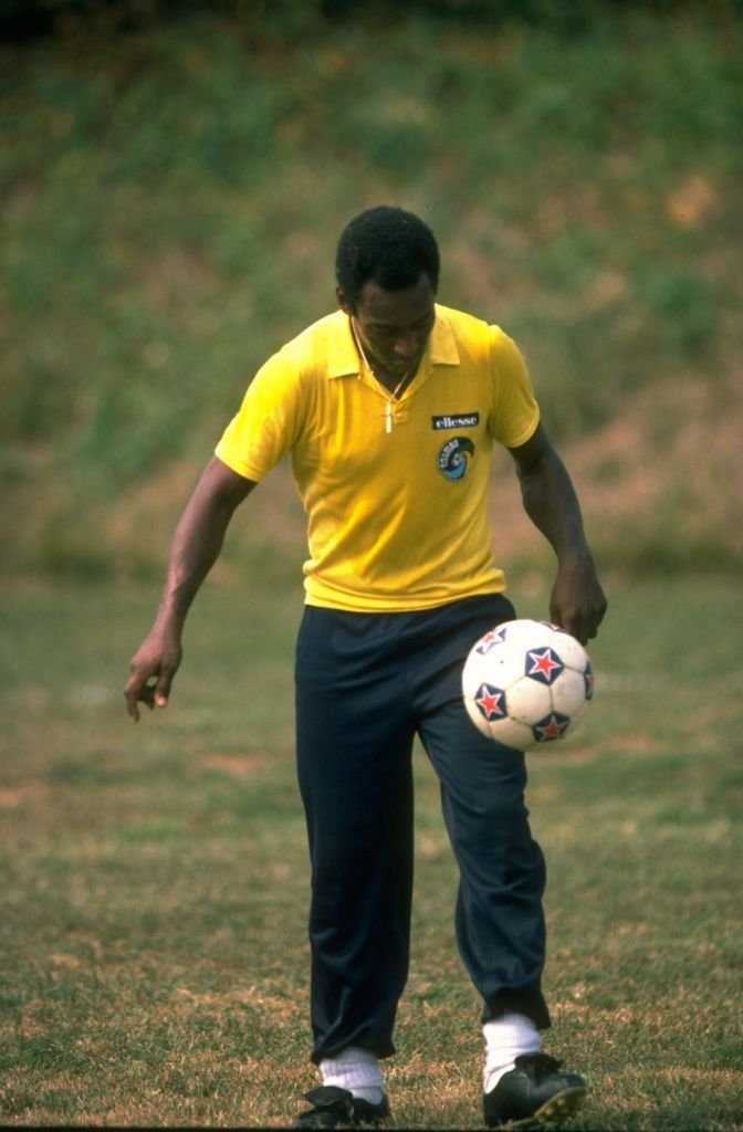 Și la marketing a fost primul! Pele a primit 1 milion de dolari să întârzie un meci de la Cupa Mondială _5
